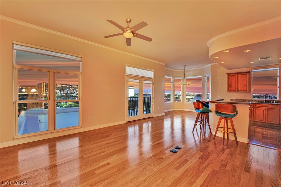 2220 Village Walk Drive 3224