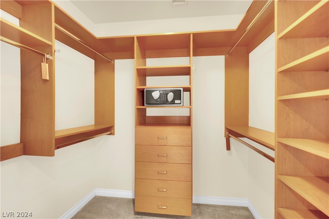 2220 Village Walk Drive 3224