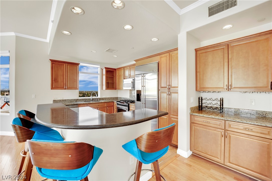 2220 Village Walk Drive 3224