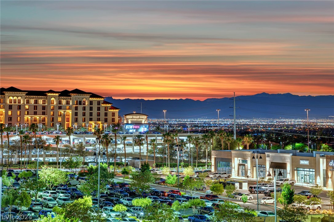 2220 Village Walk Drive 3224