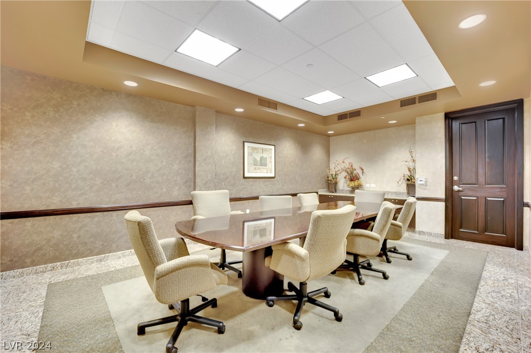 2220 Village Walk Drive 3224