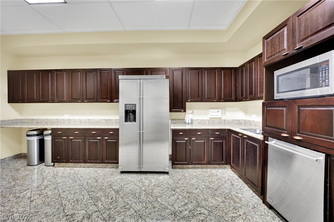 2220 Village Walk Drive 3224