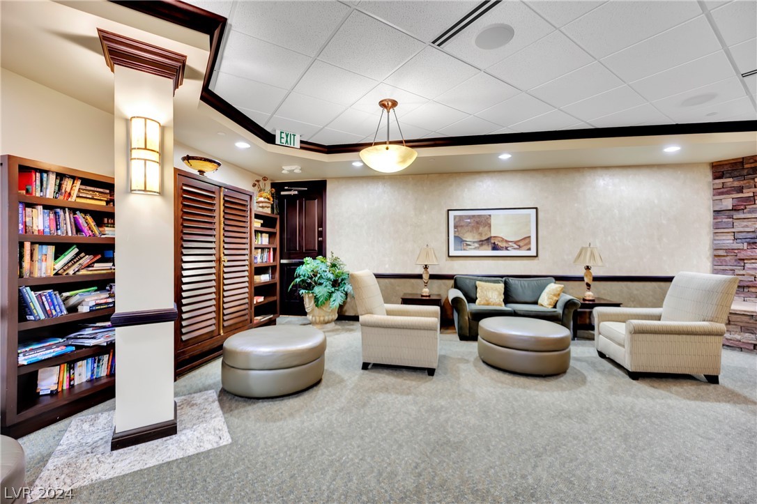 2220 Village Walk Drive 3224