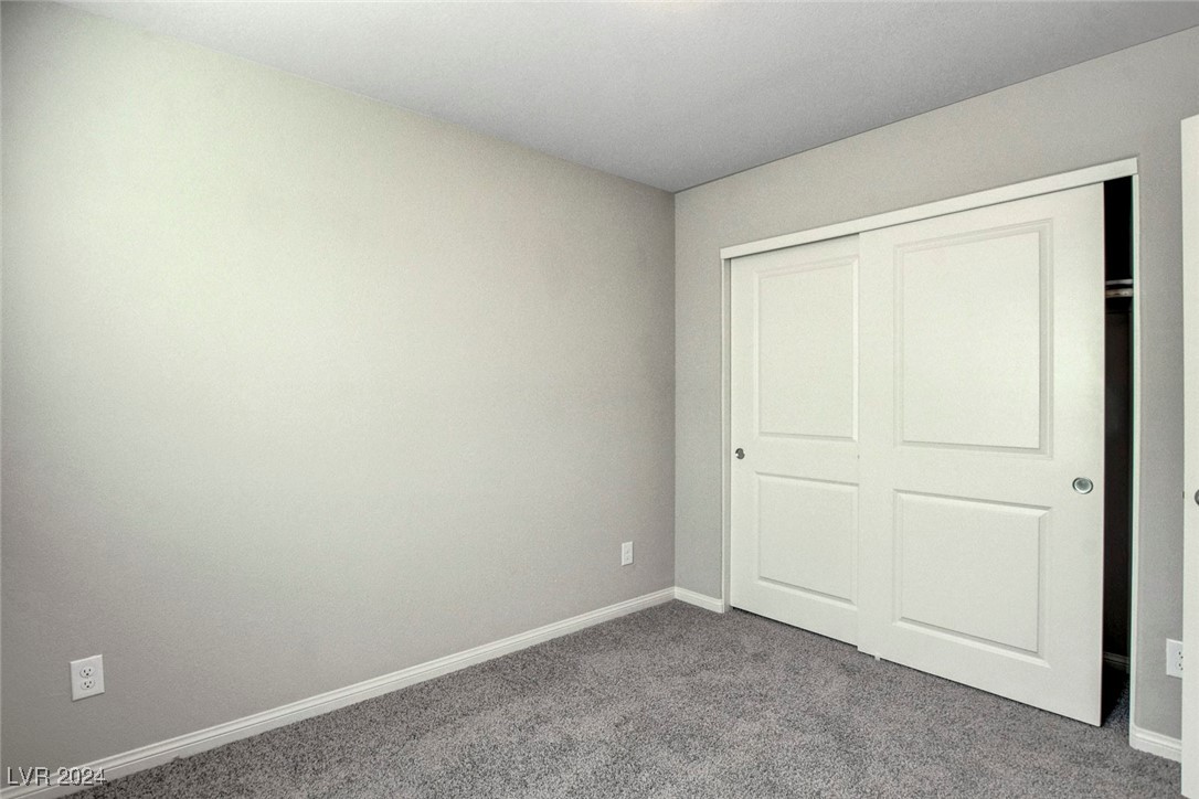 10269 Crimson Meadow Avenue