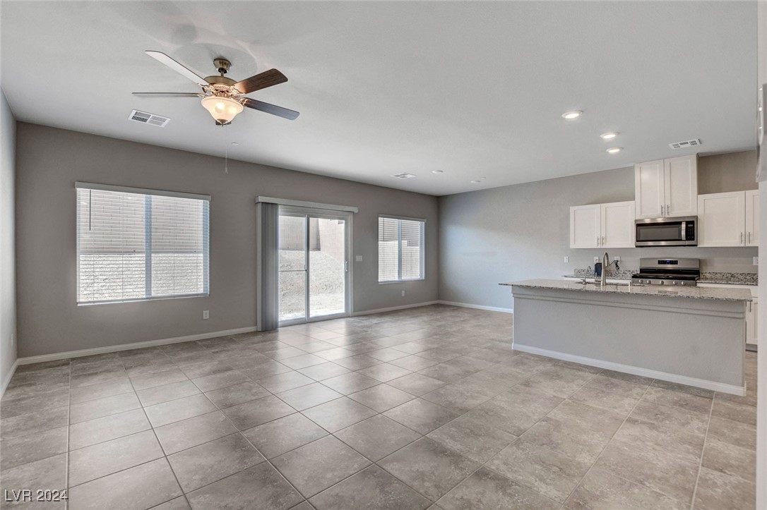 10269 Crimson Meadow Avenue