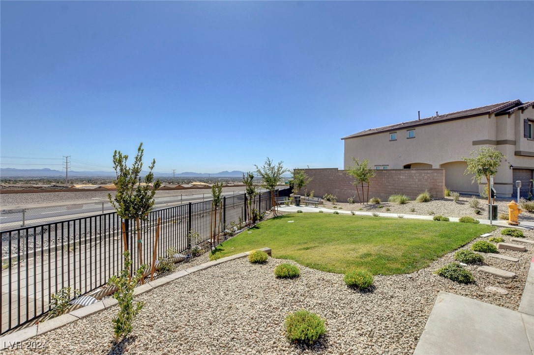 10269 Crimson Meadow Avenue