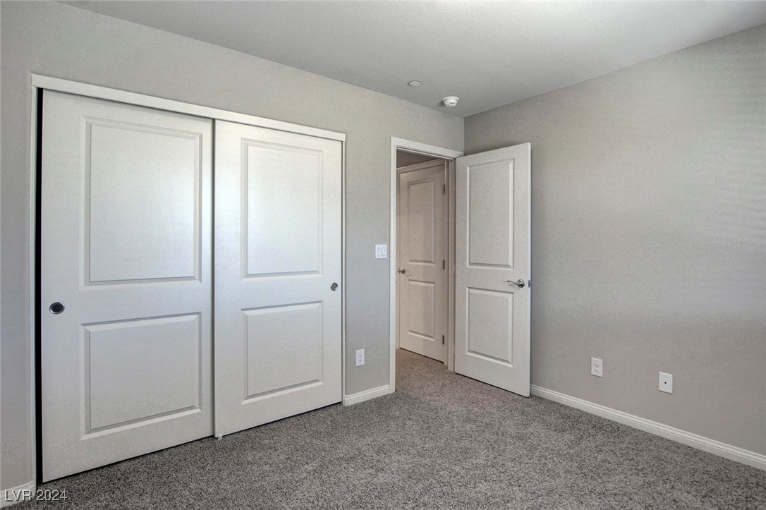 10269 Crimson Meadow Avenue