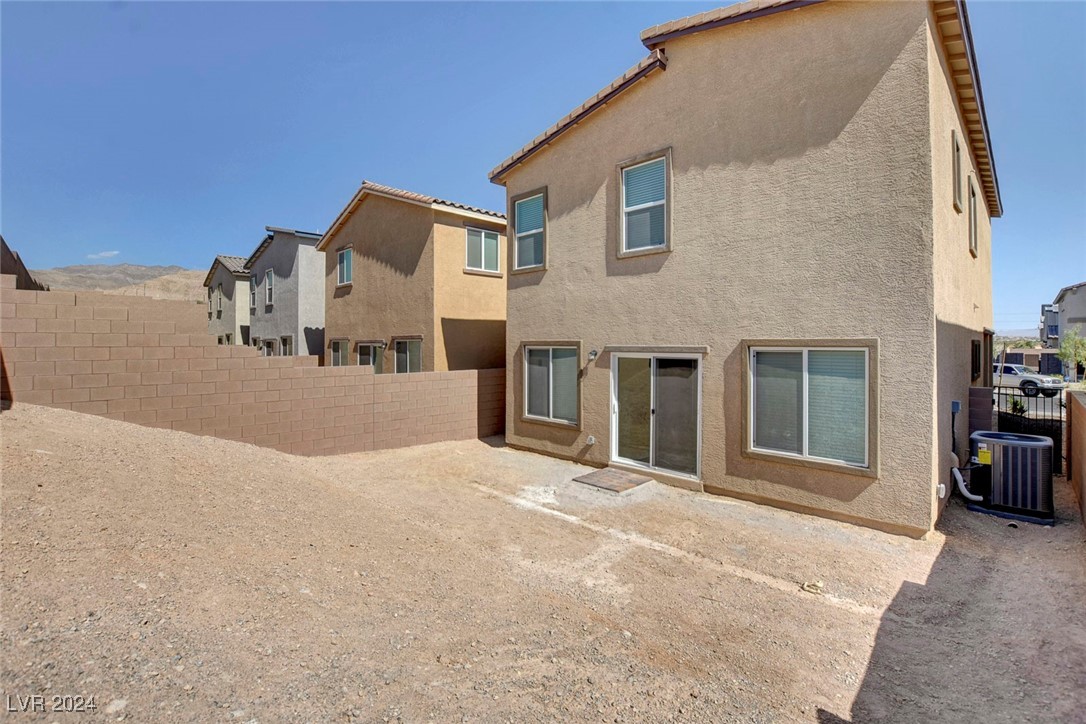 10269 Crimson Meadow Avenue