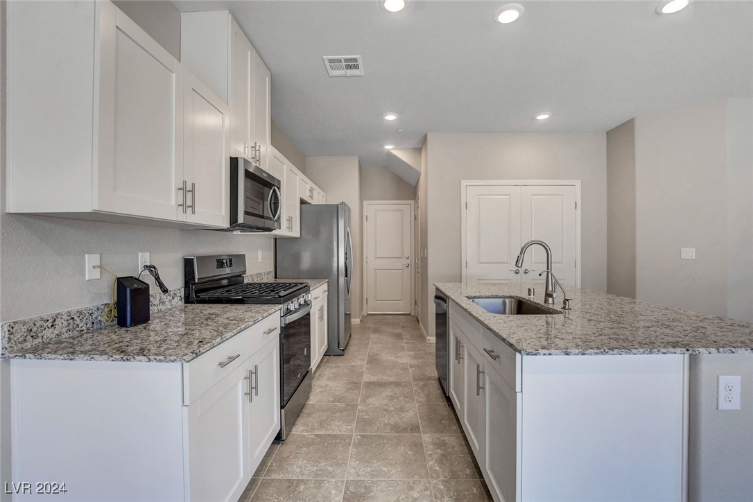 10269 Crimson Meadow Avenue