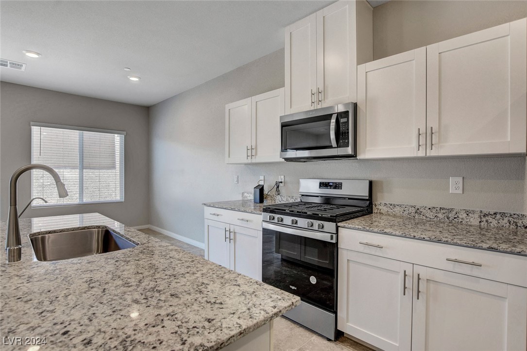 10269 Crimson Meadow Avenue