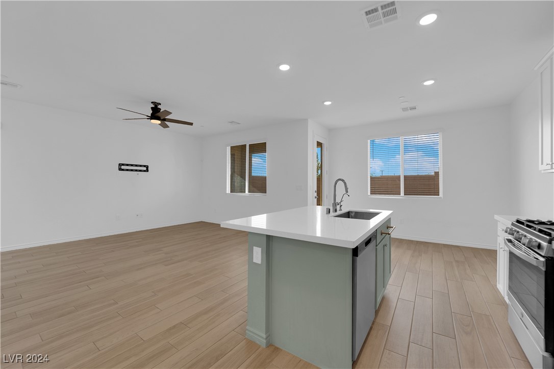 9839 Mojave Mountain Street