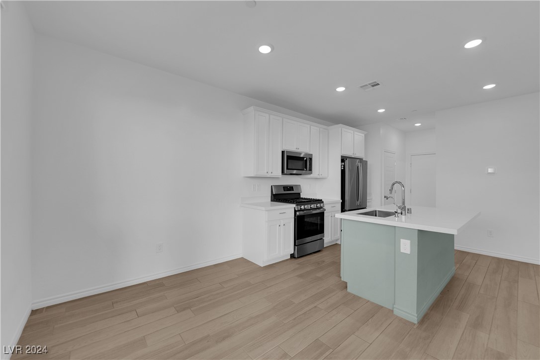 9839 Mojave Mountain Street