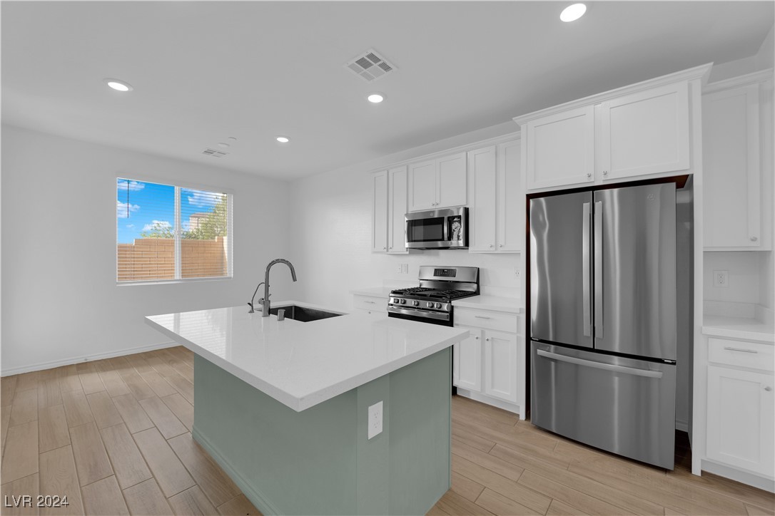 9839 Mojave Mountain Street