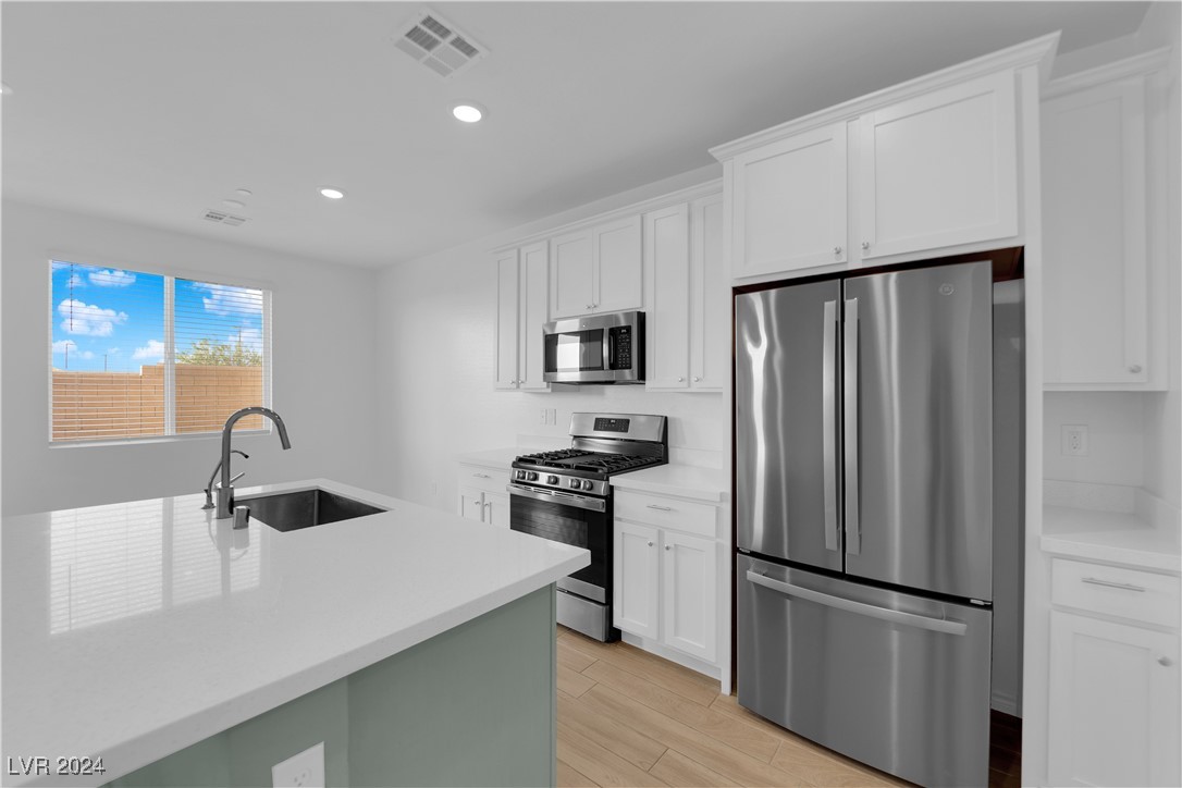 9839 Mojave Mountain Street