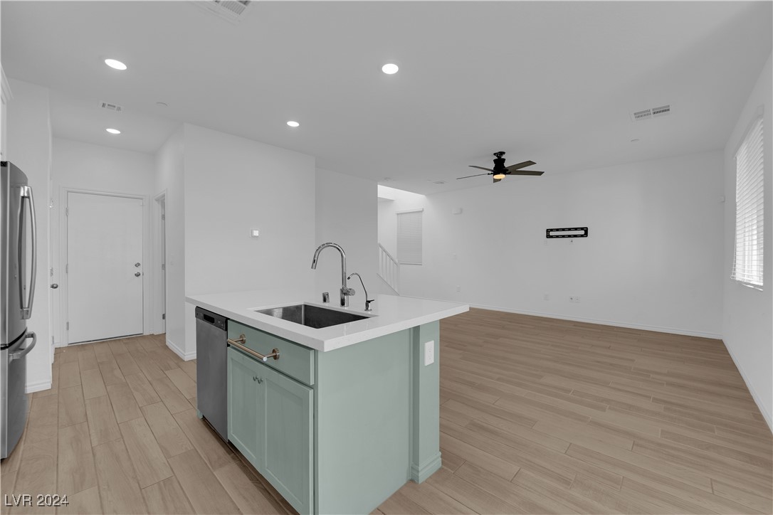 9839 Mojave Mountain Street