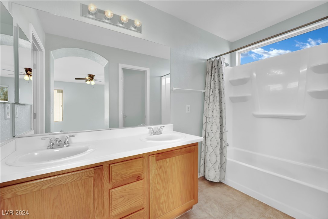 6125 Glenborough Street