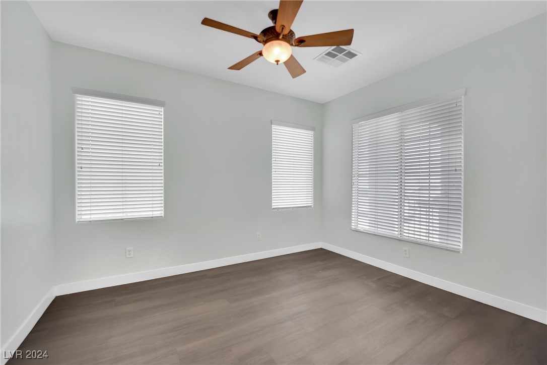 6125 Glenborough Street