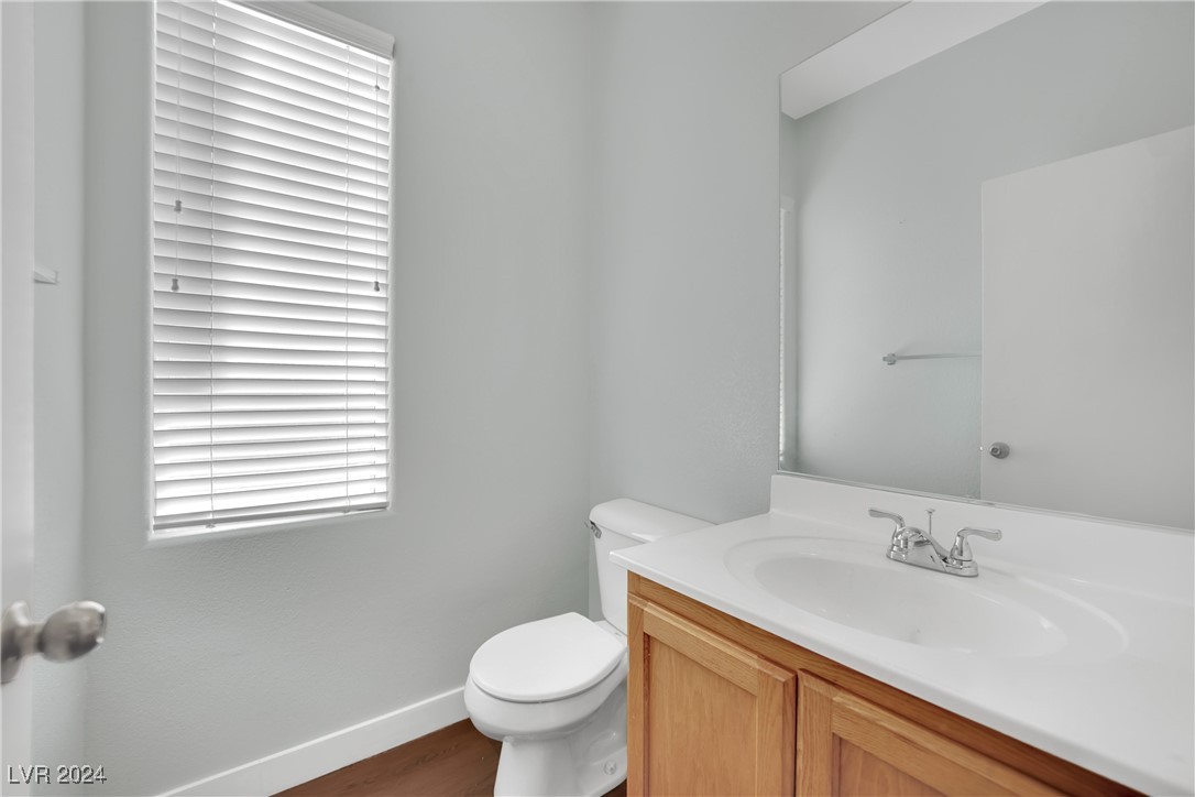 6125 Glenborough Street