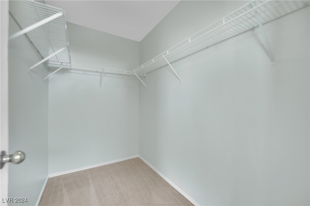 6125 Glenborough Street