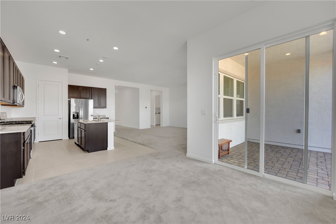 9022 Skye Treeline Street