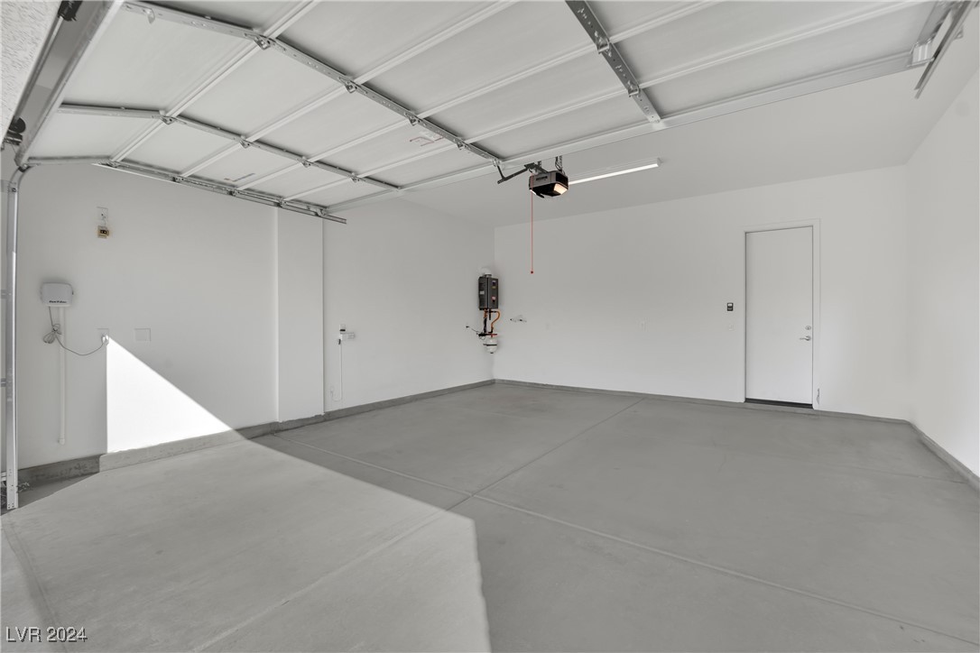 9022 Skye Treeline Street