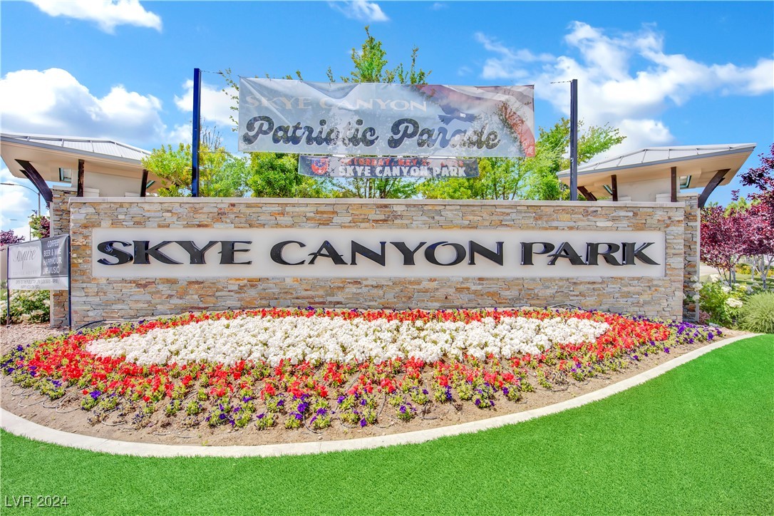 9022 Skye Treeline Street