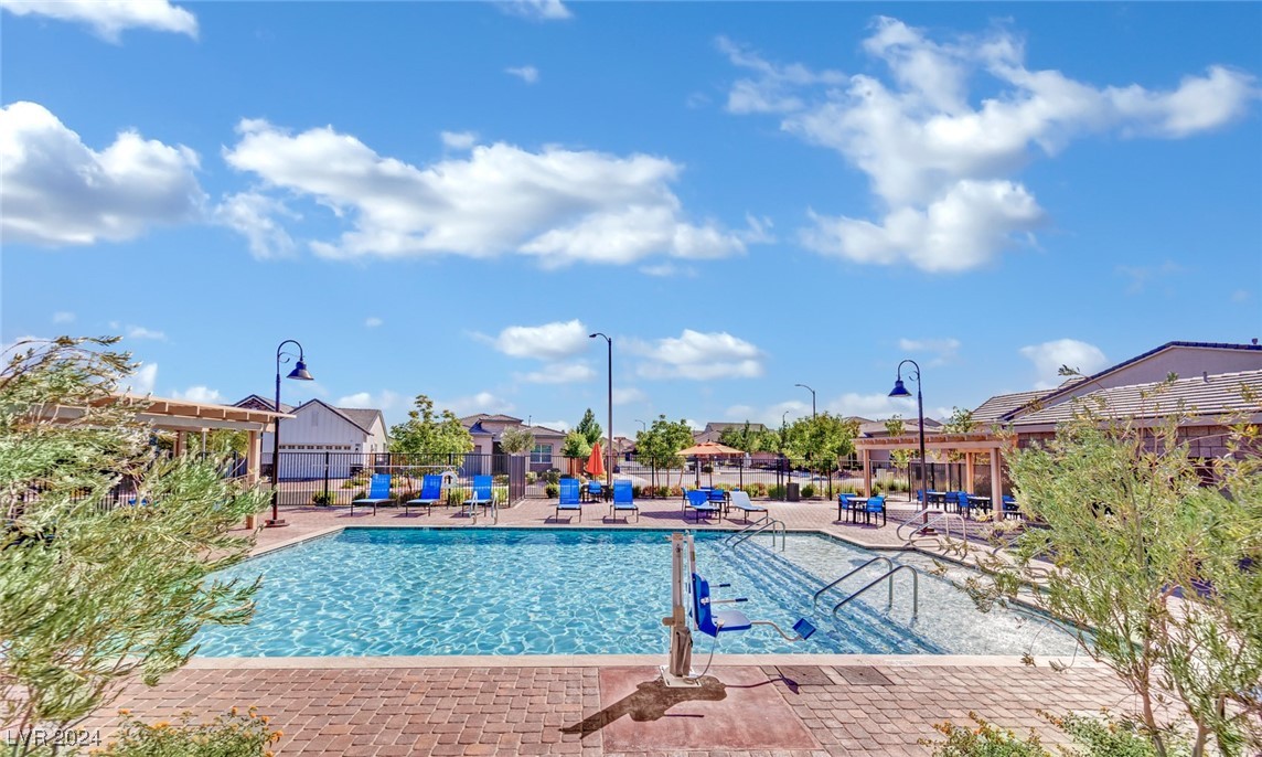 9022 Skye Treeline Street