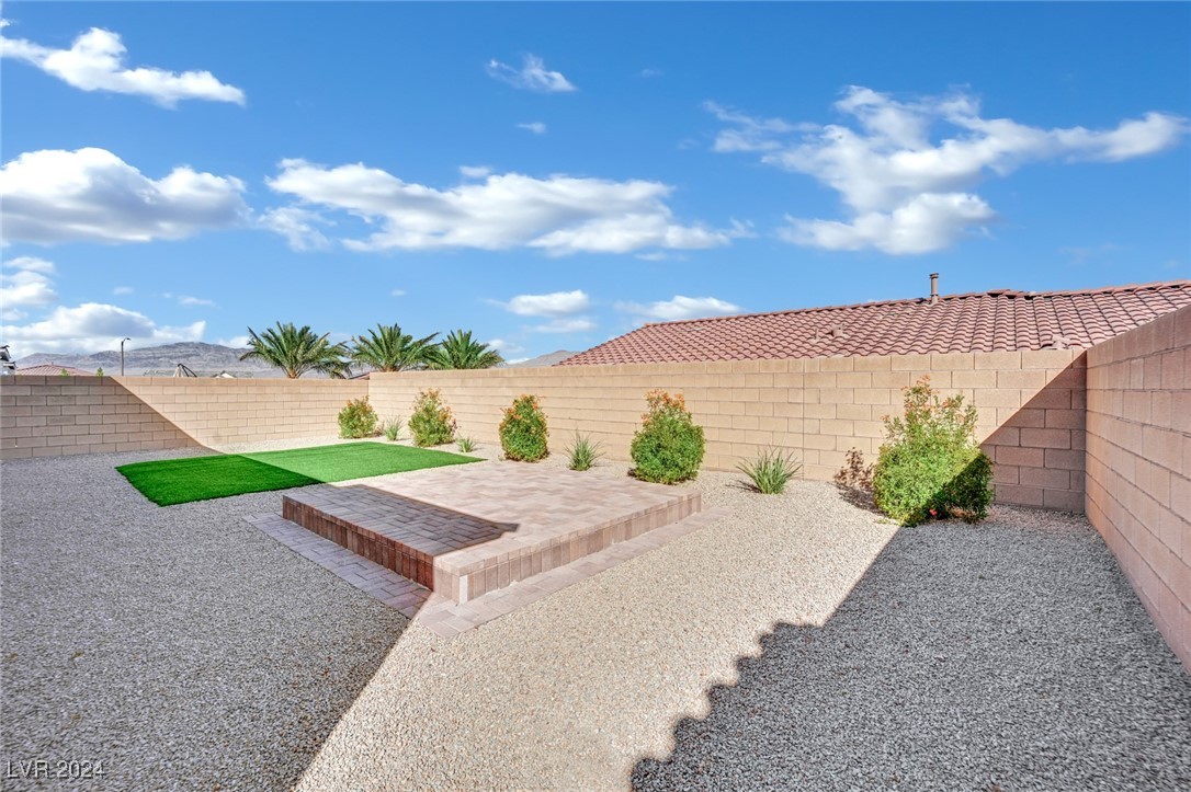 9022 Skye Treeline Street