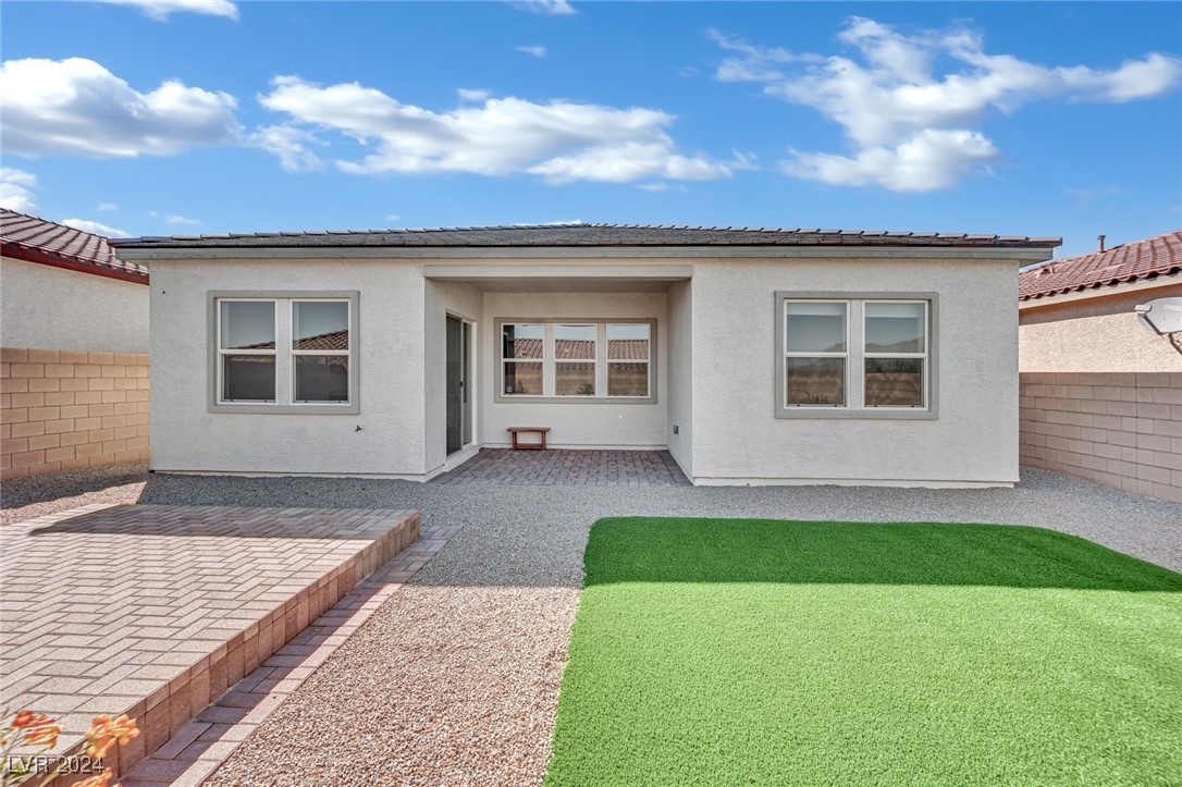 9022 Skye Treeline Street