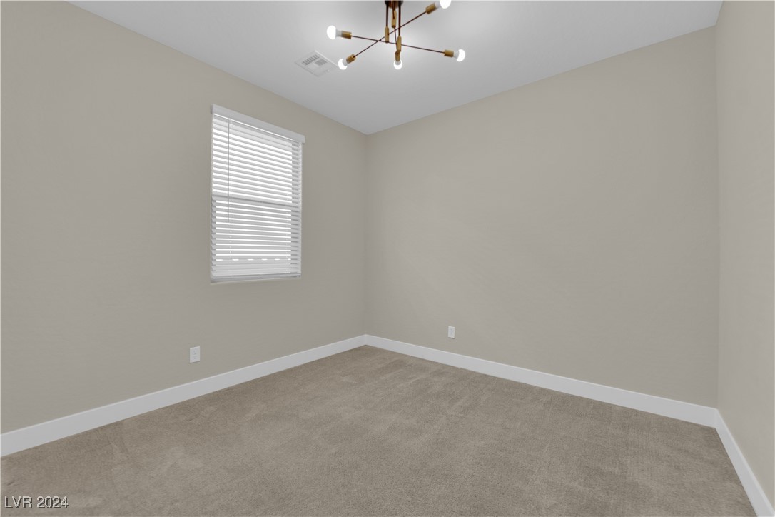 11692 Hamilton Lake Avenue