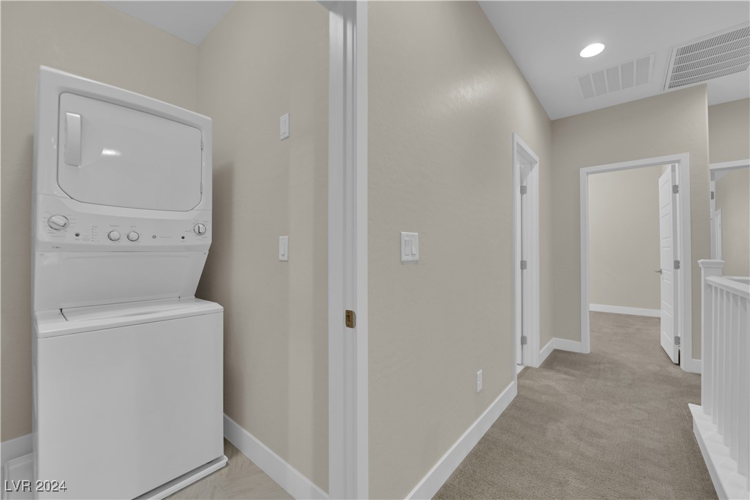 11692 Hamilton Lake Avenue