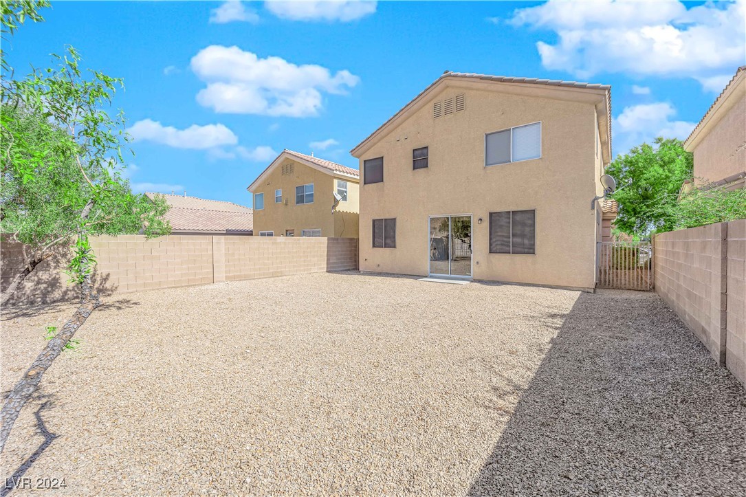 63 Dogwood Hills Street