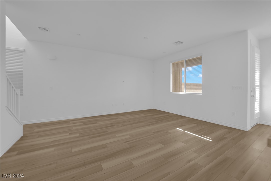 9815 Mojave Mountain Street