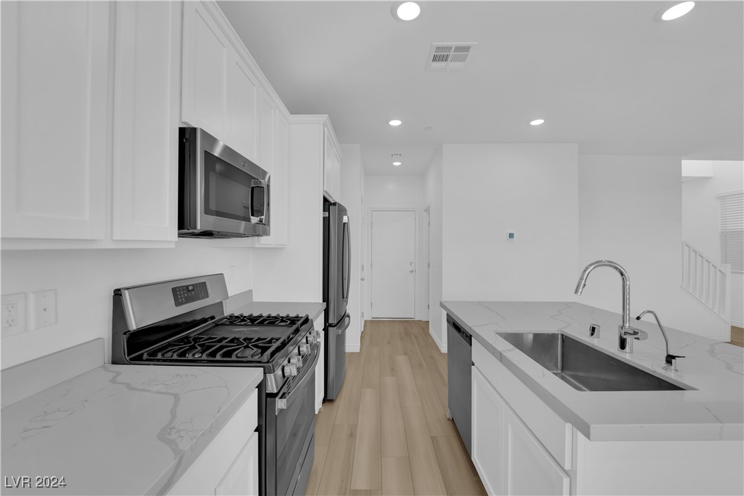 9815 Mojave Mountain Street