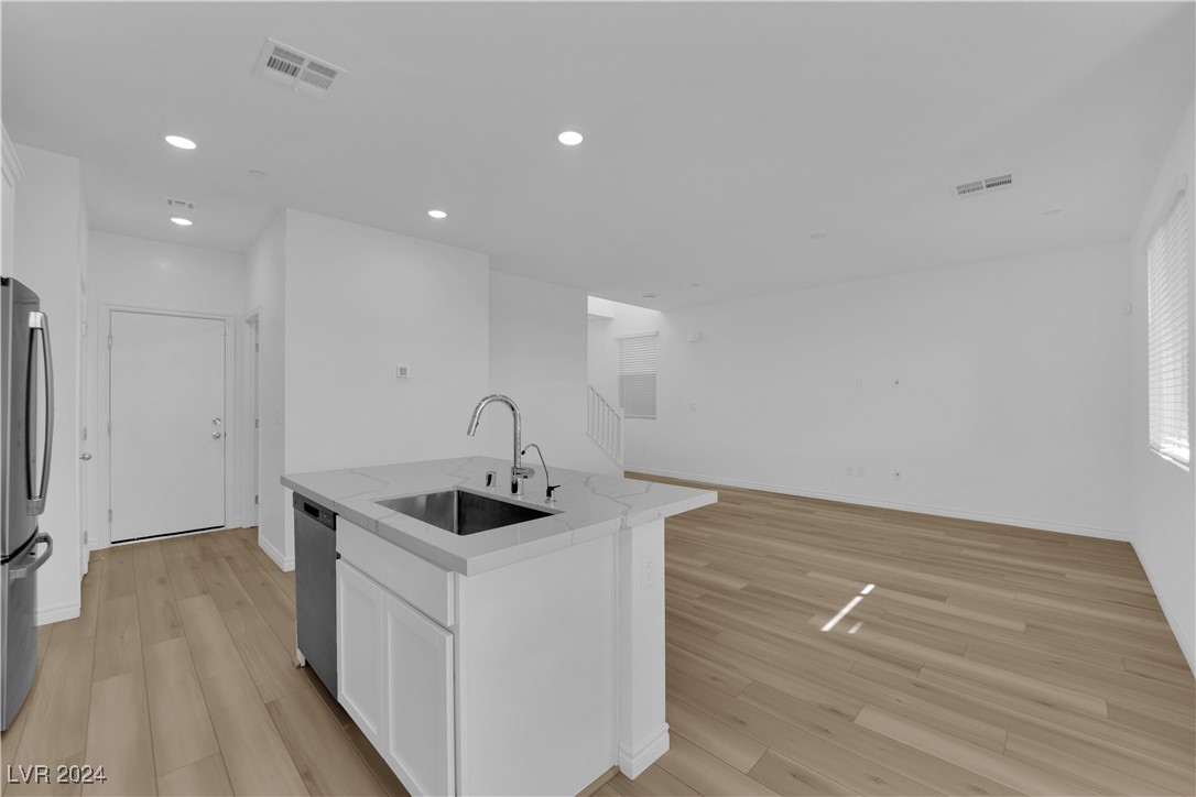 9815 Mojave Mountain Street