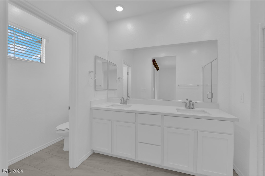 9815 Mojave Mountain Street