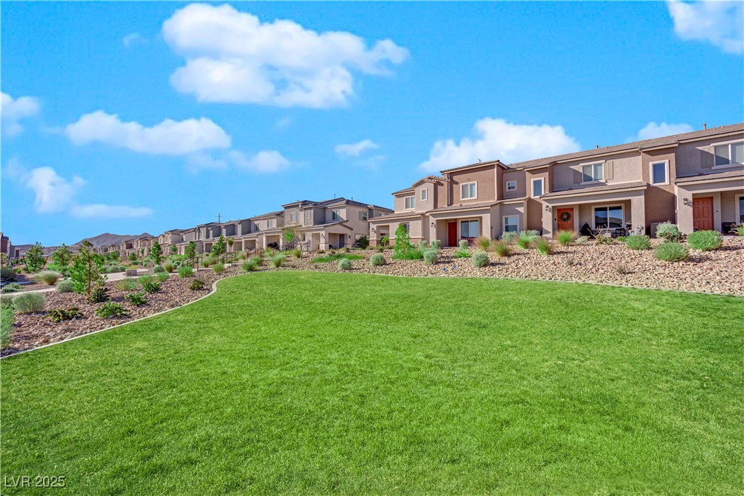 6200 Foxes Dale Street