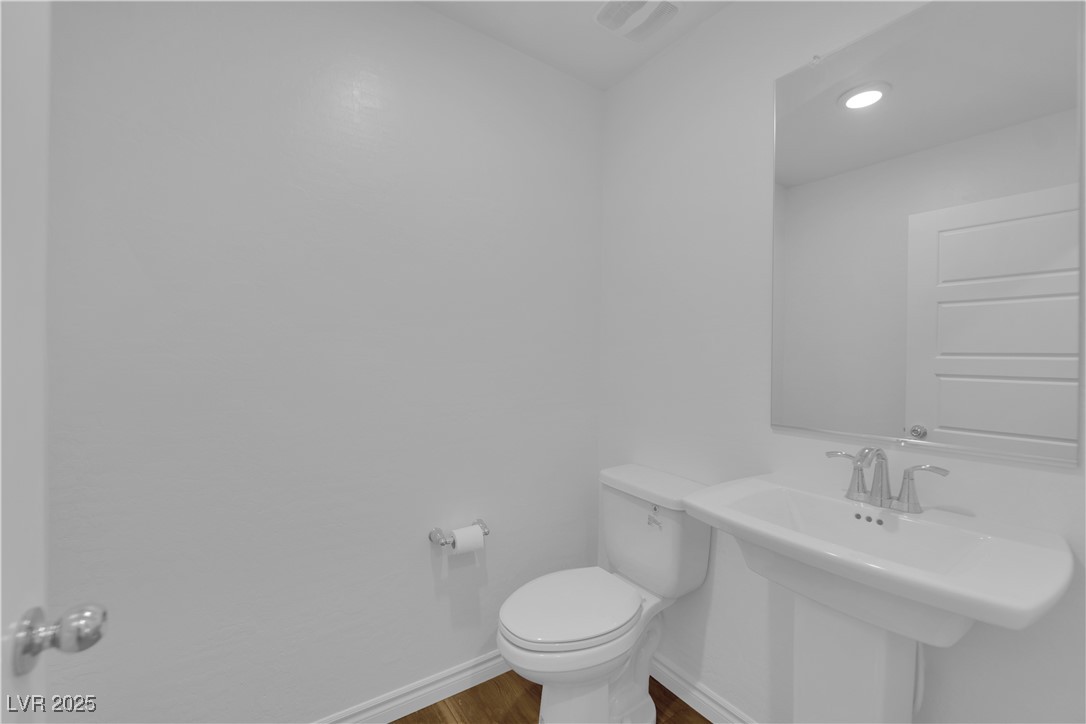 6200 Foxes Dale Street