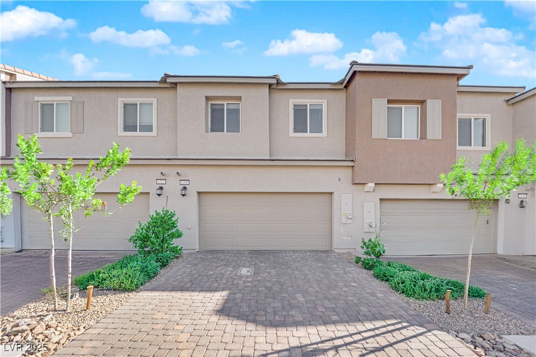 6200 Foxes Dale Street