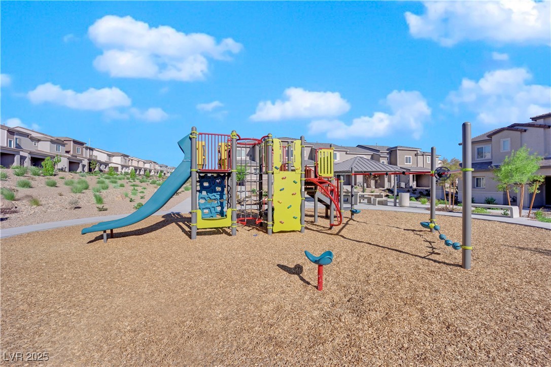 6200 Foxes Dale Street