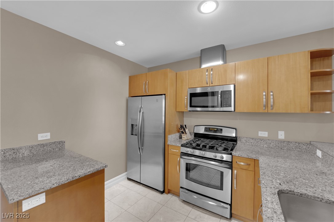 4575 Dean Martin Drive 2303