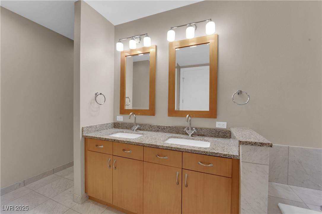 4575 Dean Martin Drive 2303