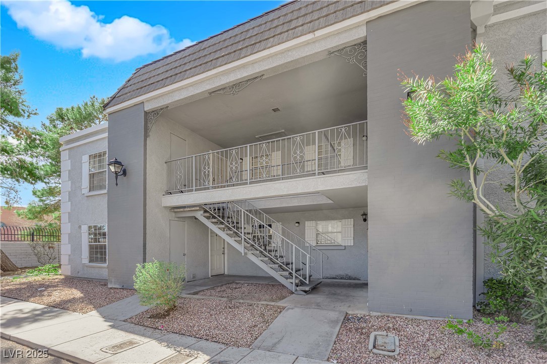 3823 South Maryland Parkway S 5