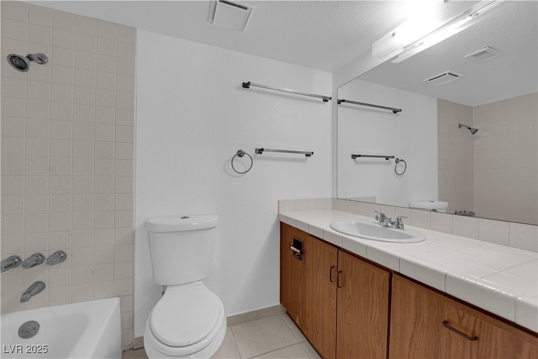 3823 South Maryland Parkway S 5