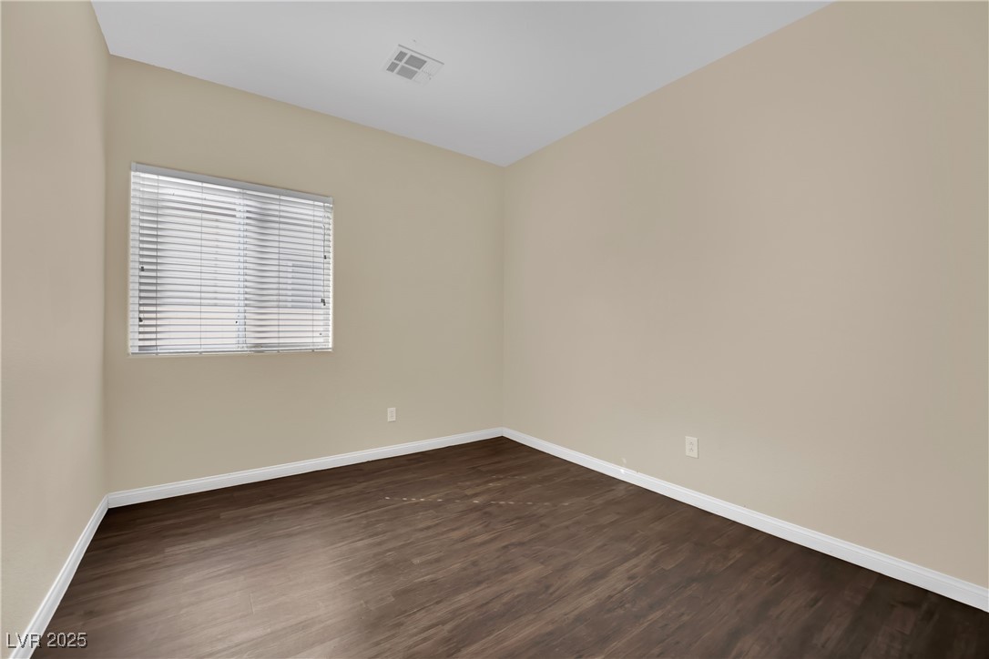 3941 Yellow Mandarin Avenue