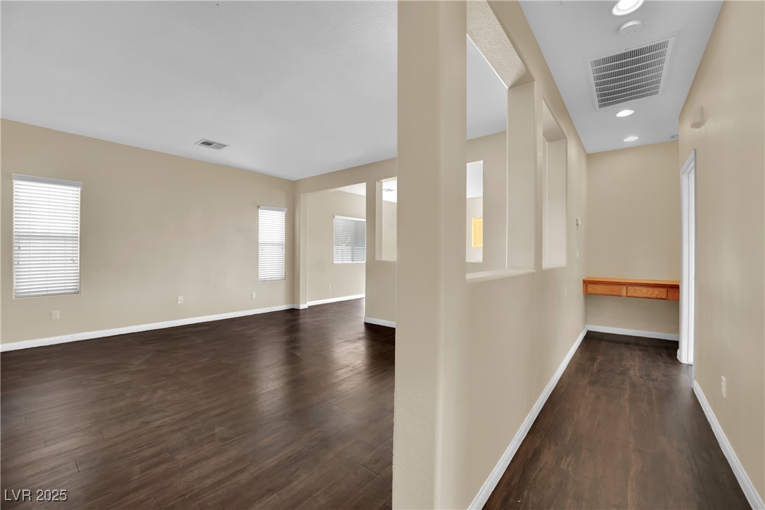 3941 Yellow Mandarin Avenue