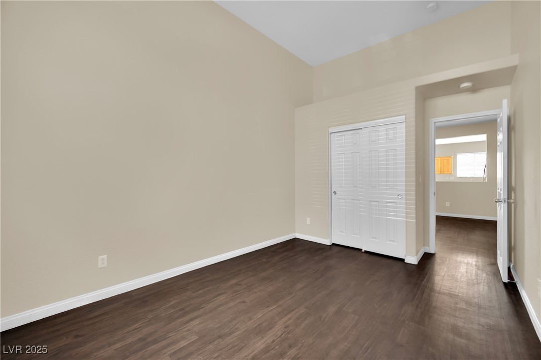 3941 Yellow Mandarin Avenue