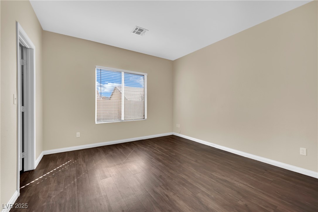 3941 Yellow Mandarin Avenue