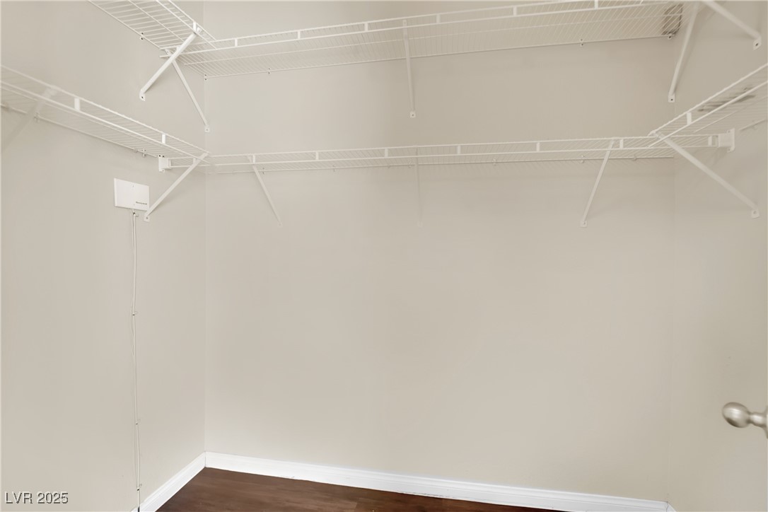 3941 Yellow Mandarin Avenue