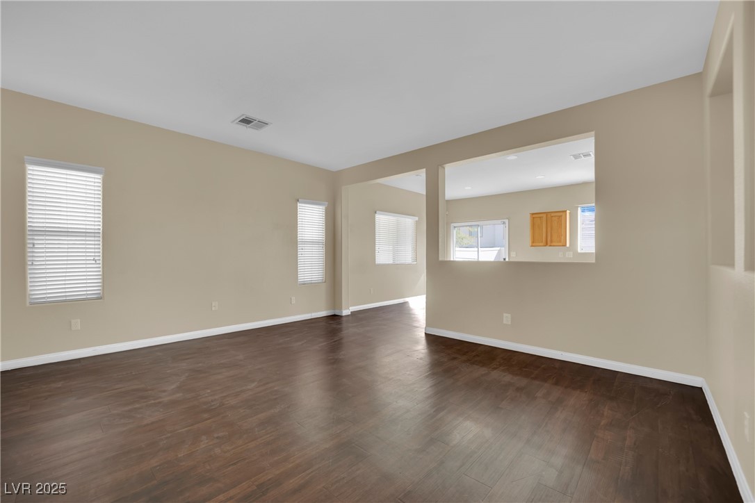 3941 Yellow Mandarin Avenue